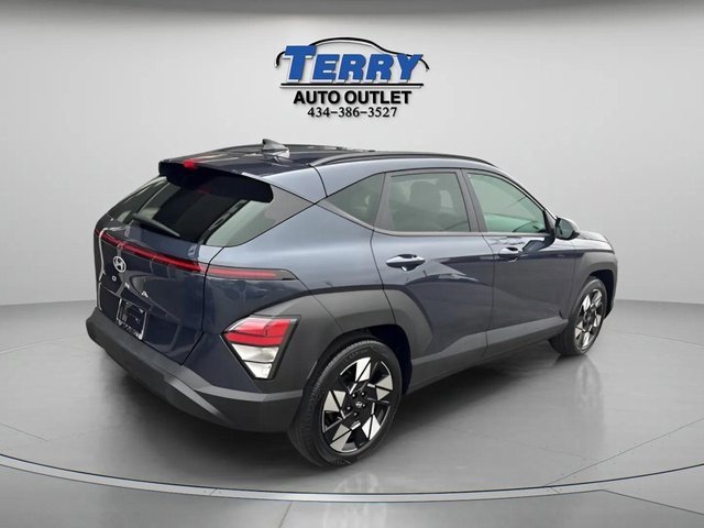 Used 2025 Hyundai Kona SEL image 7