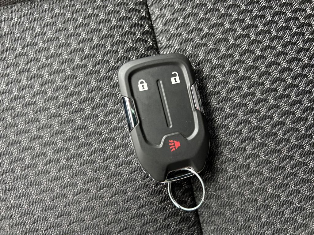 Used 2022 GMC Acadia SLE FWD image 31