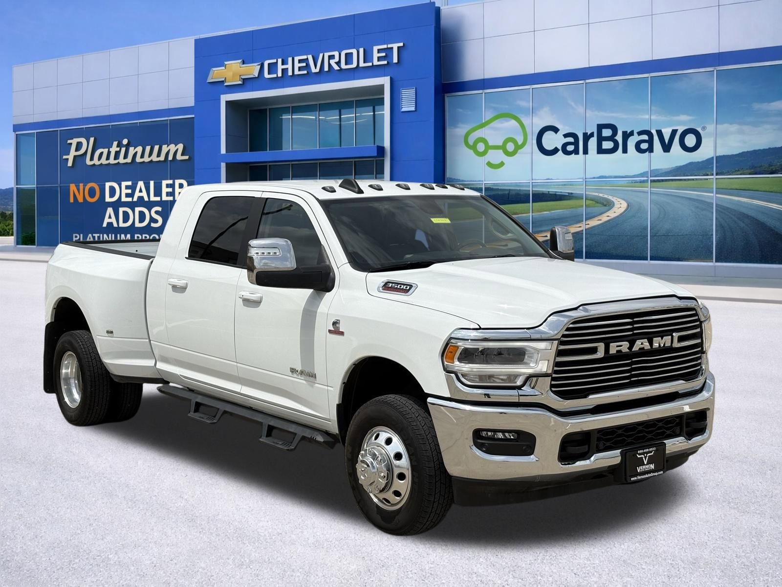Used 2024 RAM 3500 Laramie w/ Chrome Bumper Package image 11