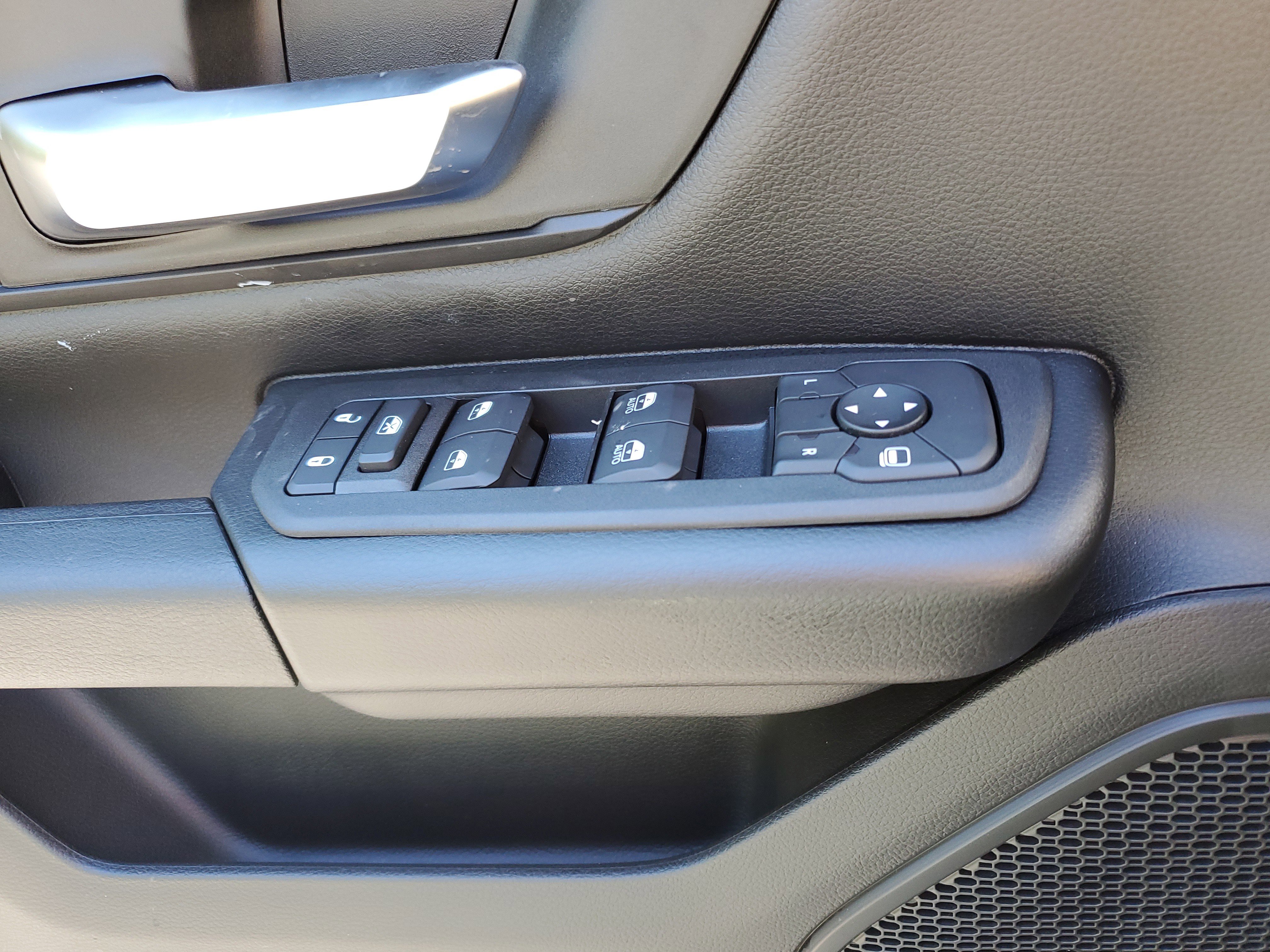 New 2025 RAM 1500 Tradesman image 21