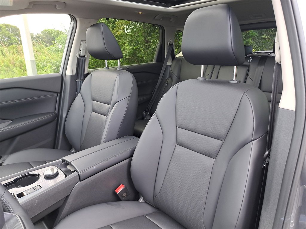 New 2026 Nissan Rogue SV image 20