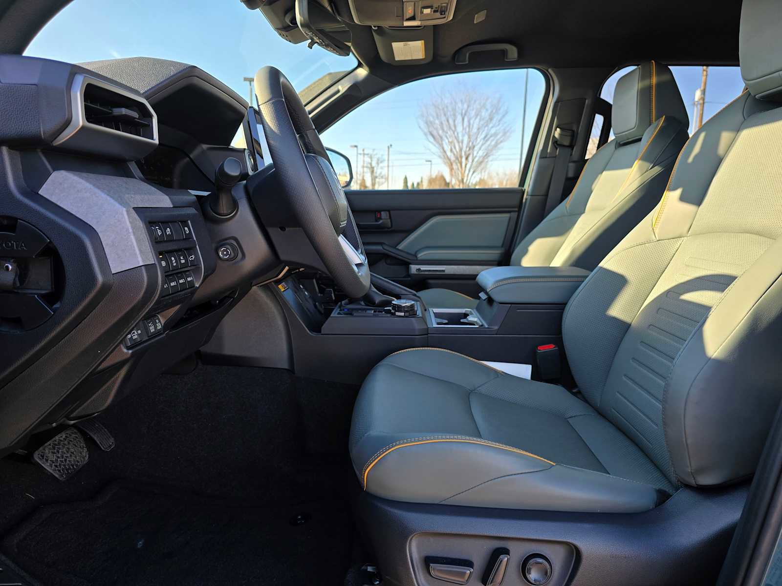 Certified 2025 Toyota 4Runner Trailhunter image 20