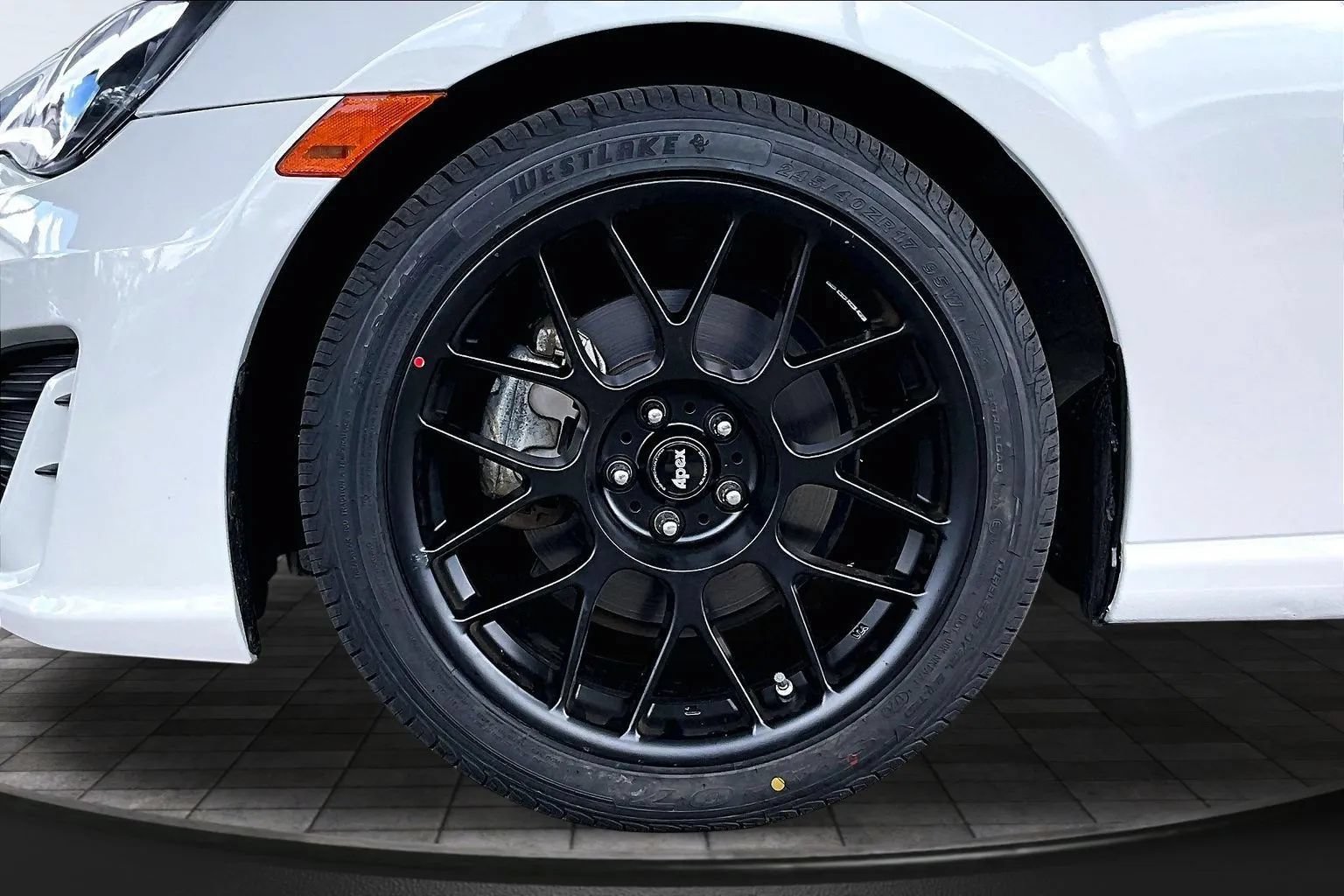 Used 2018 Subaru BRZ Premium w/ Popular Package #1 RWD image 30