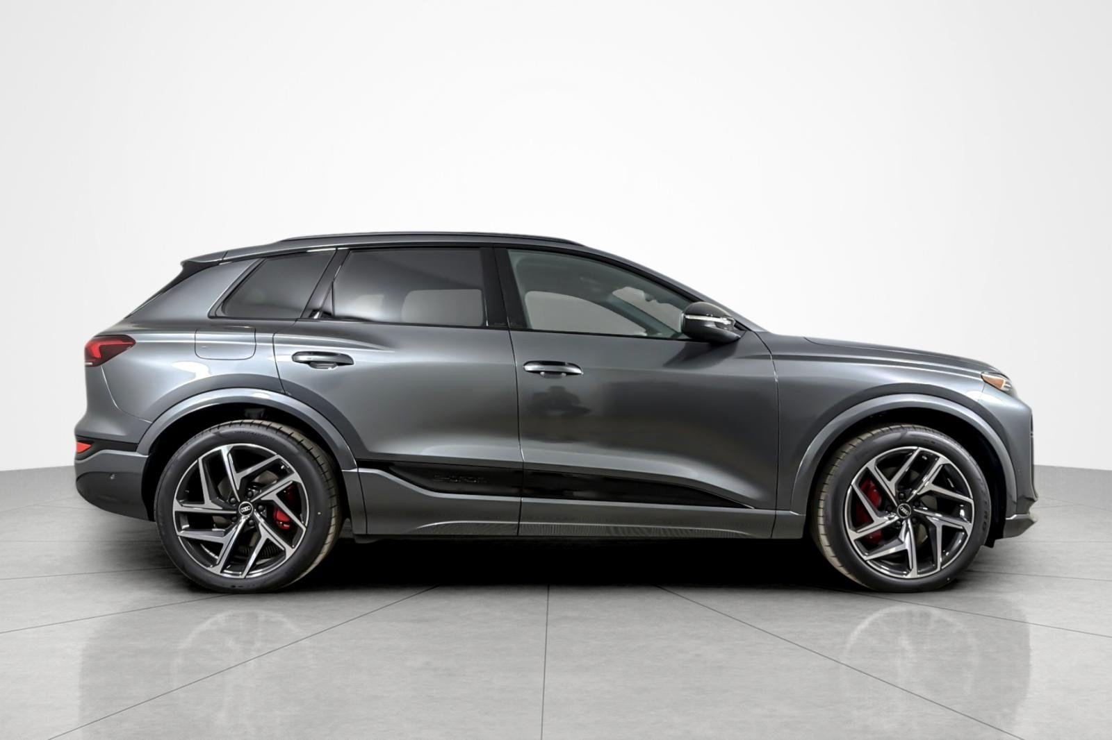 New 2027 Audi SQ6 e-tron Premium Plus AWD/4WD image 7