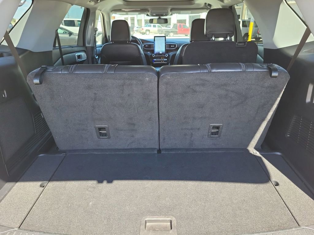 Used 2022 Ford Explorer Limited w/ Limited Technology Package image 21