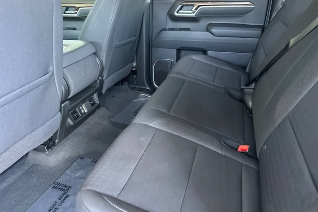 Used 2025 Chevrolet Silverado 1500 LT AWD/4WD image 14