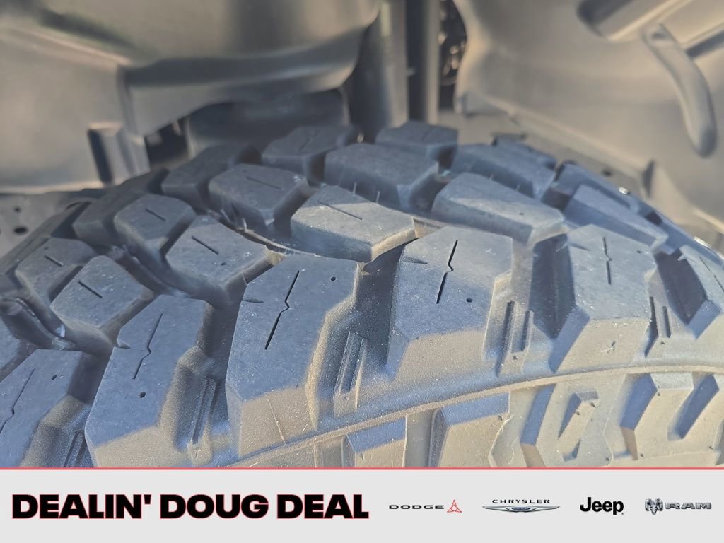 Used 2024 Jeep Gladiator Sport image 29