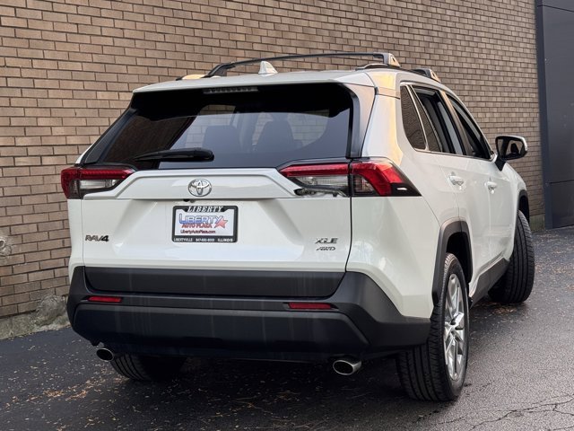 Used 2021 Toyota RAV4 XLE Premium image 54