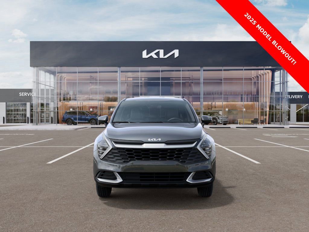 Used 2025 Kia Sportage LX AWD/4WD image 2