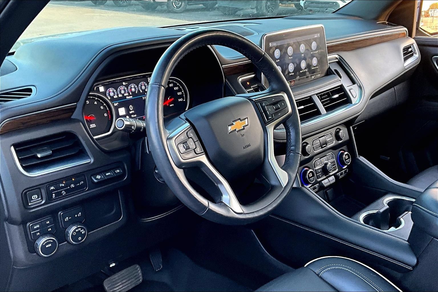 Used 2021 Chevrolet Tahoe Premier AWD/4WD image 13