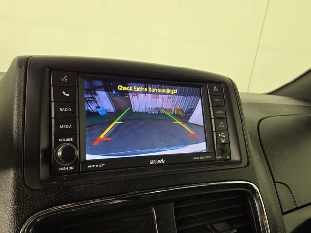 Used 2019 Dodge Grand Caravan SXT image 18