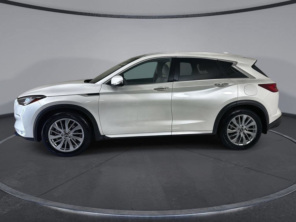 Used 2023 INFINITI QX50 Luxe AWD/4WD image 5