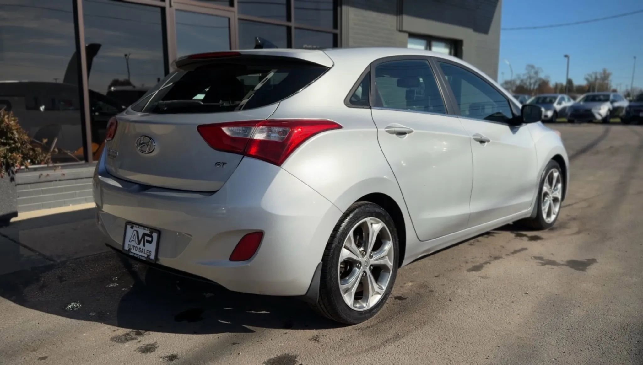 Used 2013 Hyundai Elantra GT w/ Style Pkg image 3