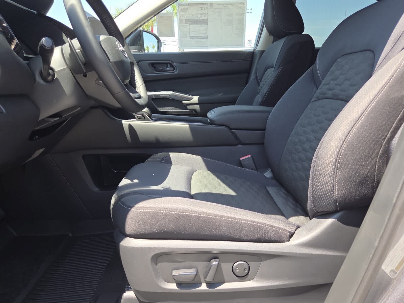 New 2026 Nissan Pathfinder SV w/ Cargo Package FWD image 4