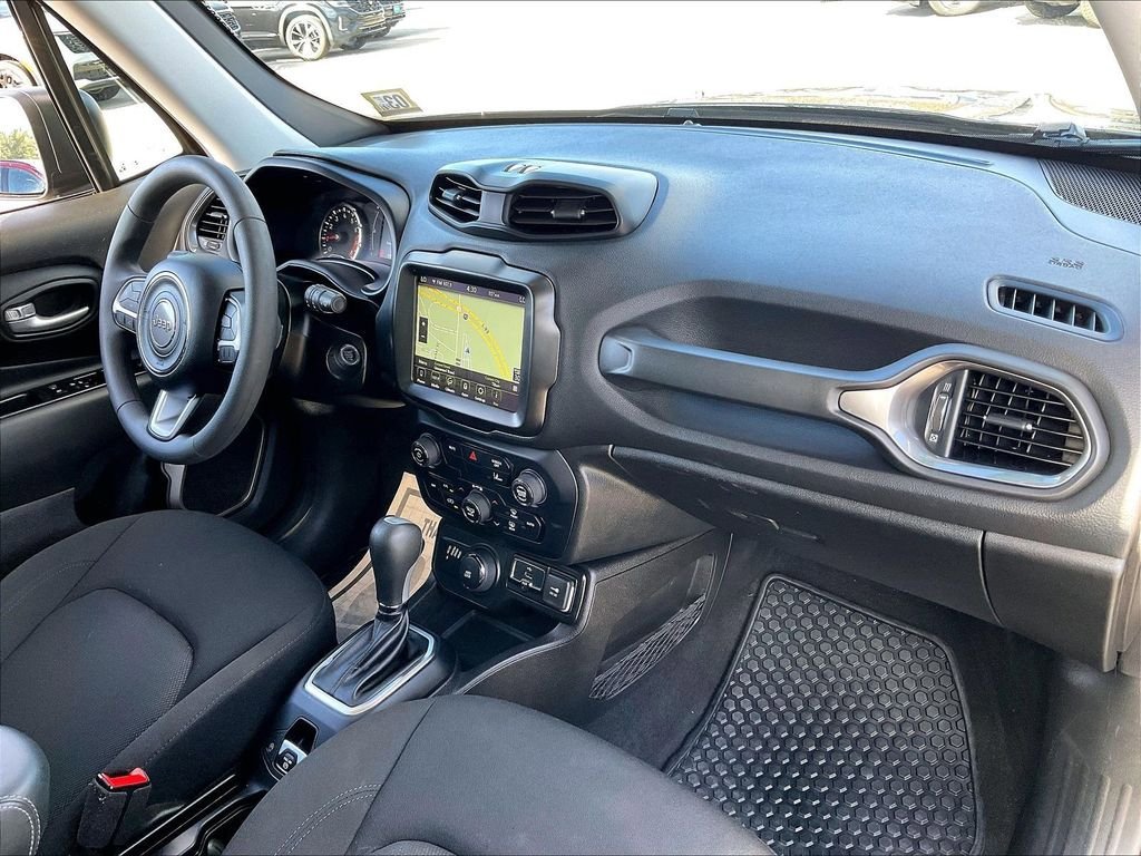 Used 2023 Jeep Renegade Latitude AWD/4WD image 13