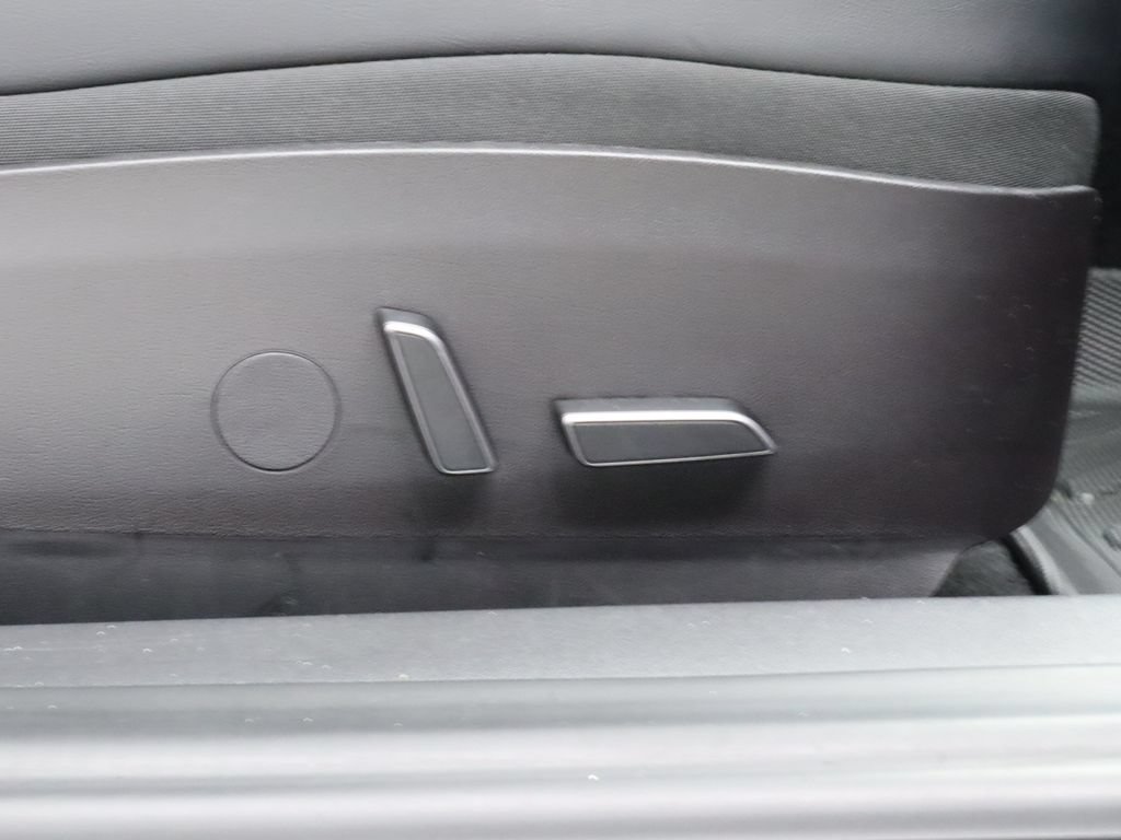 Used 2022 Tesla Model 3 Long Range AWD/4WD image 20