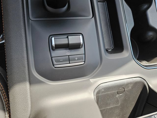 New 2026 GMC Sierra 1500 AT4 w/ AT4 Premium Package AWD/4WD image 34