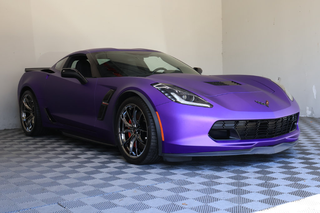 Used 2019 Chevrolet Corvette Grand Sport w/ Carbon Flash Badge Package RWD image 6