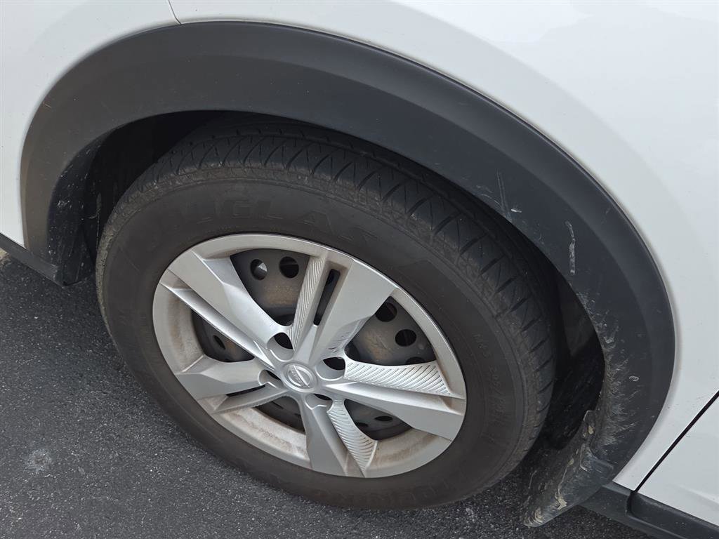 Certified 2023 Nissan Kicks S FWD image 14