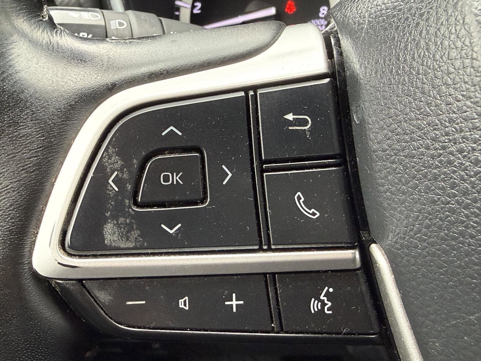 Certified 2022 Toyota Highlander Platinum image 21