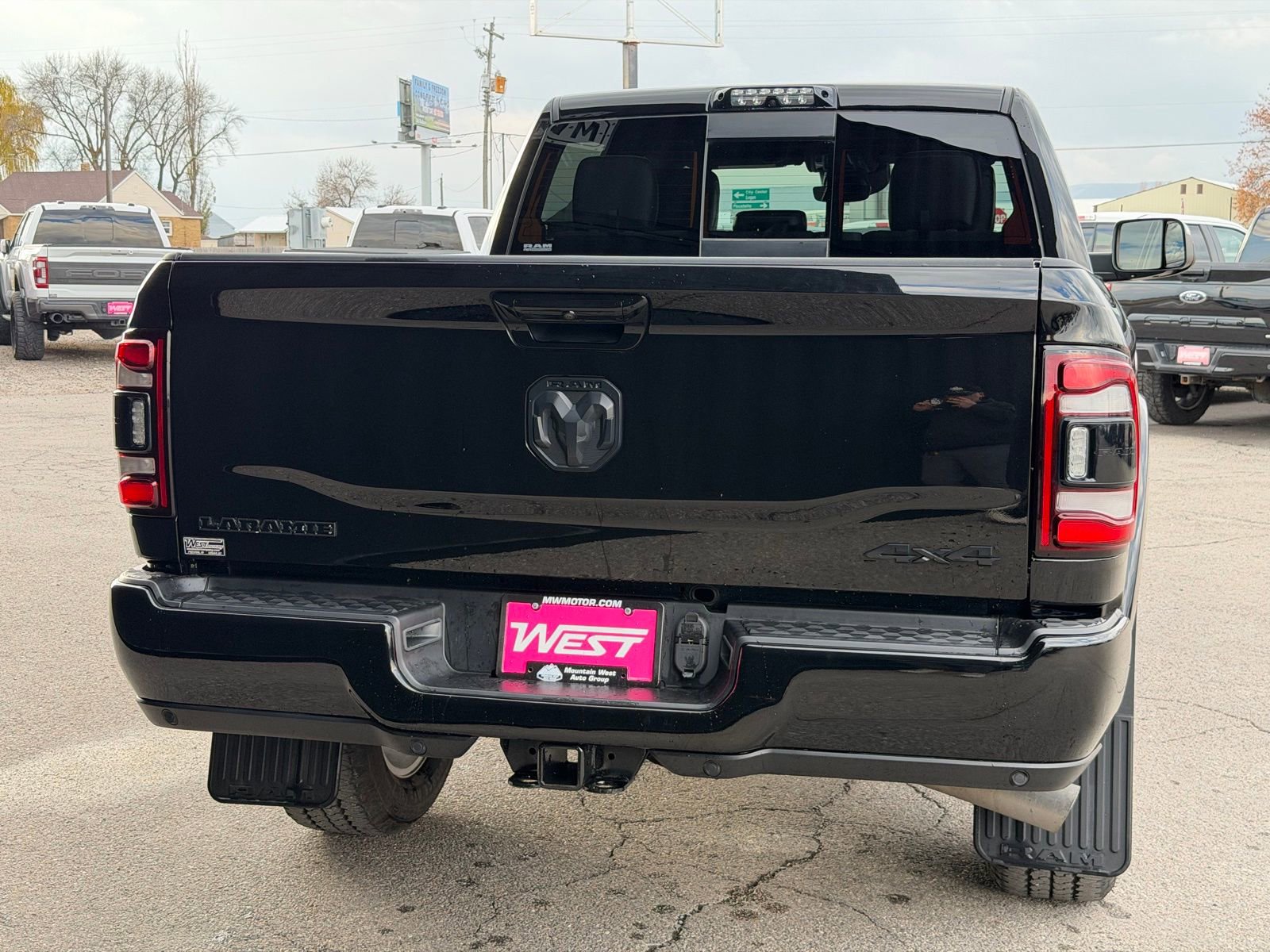 Used 2020 RAM 3500 Laramie image 8