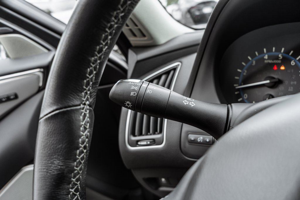 Used 2023 INFINITI Q50 Luxe image 29