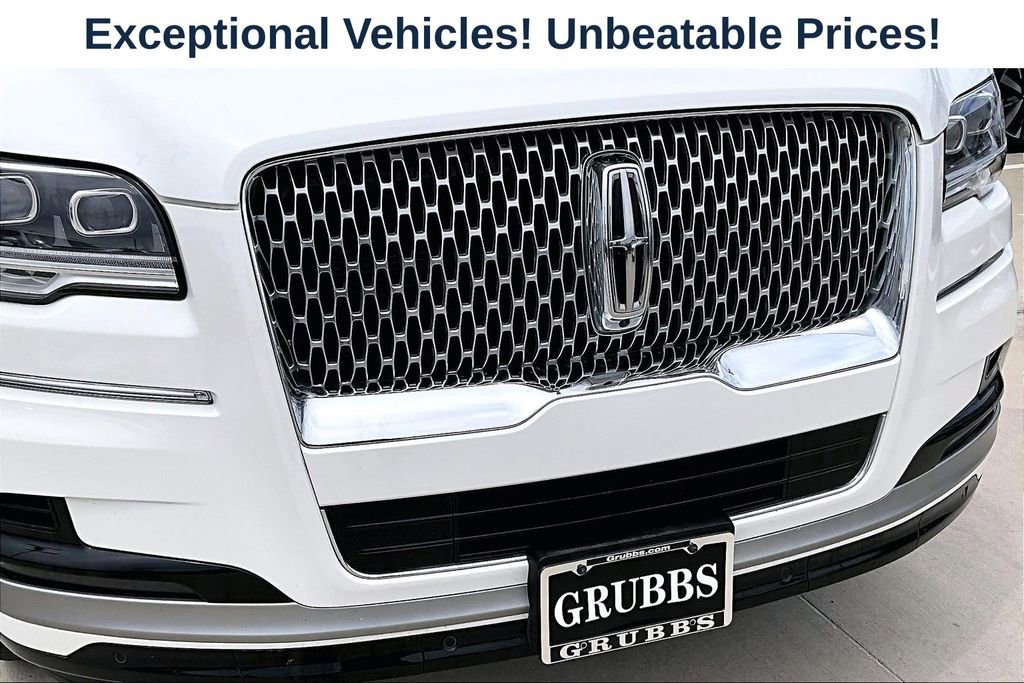 Used 2024 Lincoln Navigator L Reserve AWD/4WD image 36