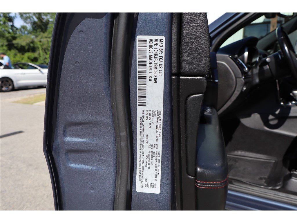 Used 2021 Jeep Grand Cherokee Trailhawk w/ Premium Lighting Group AWD/4WD image 59