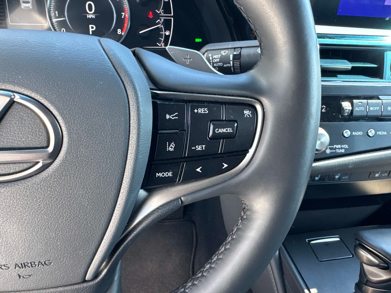 Certified 2025 Lexus ES 350 w/ Premium Package FWD image 28