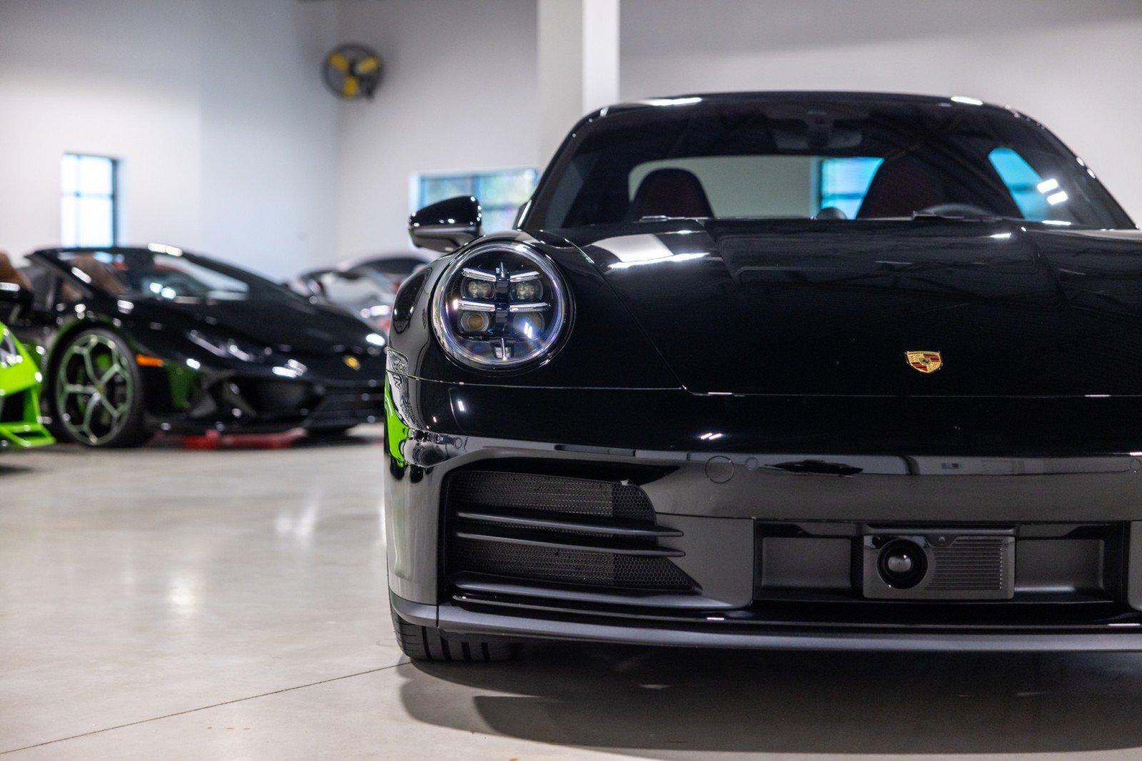 Used 2025 Porsche 911 Carrera S RWD image 21