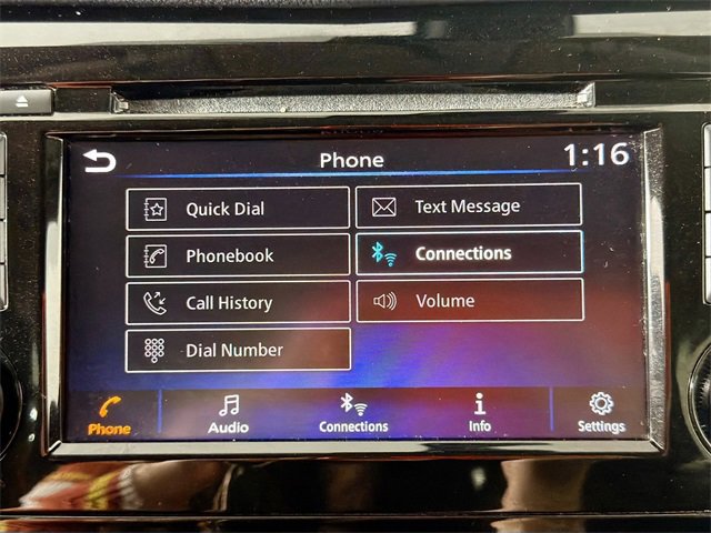 Used 2020 Nissan Rogue SV image 14