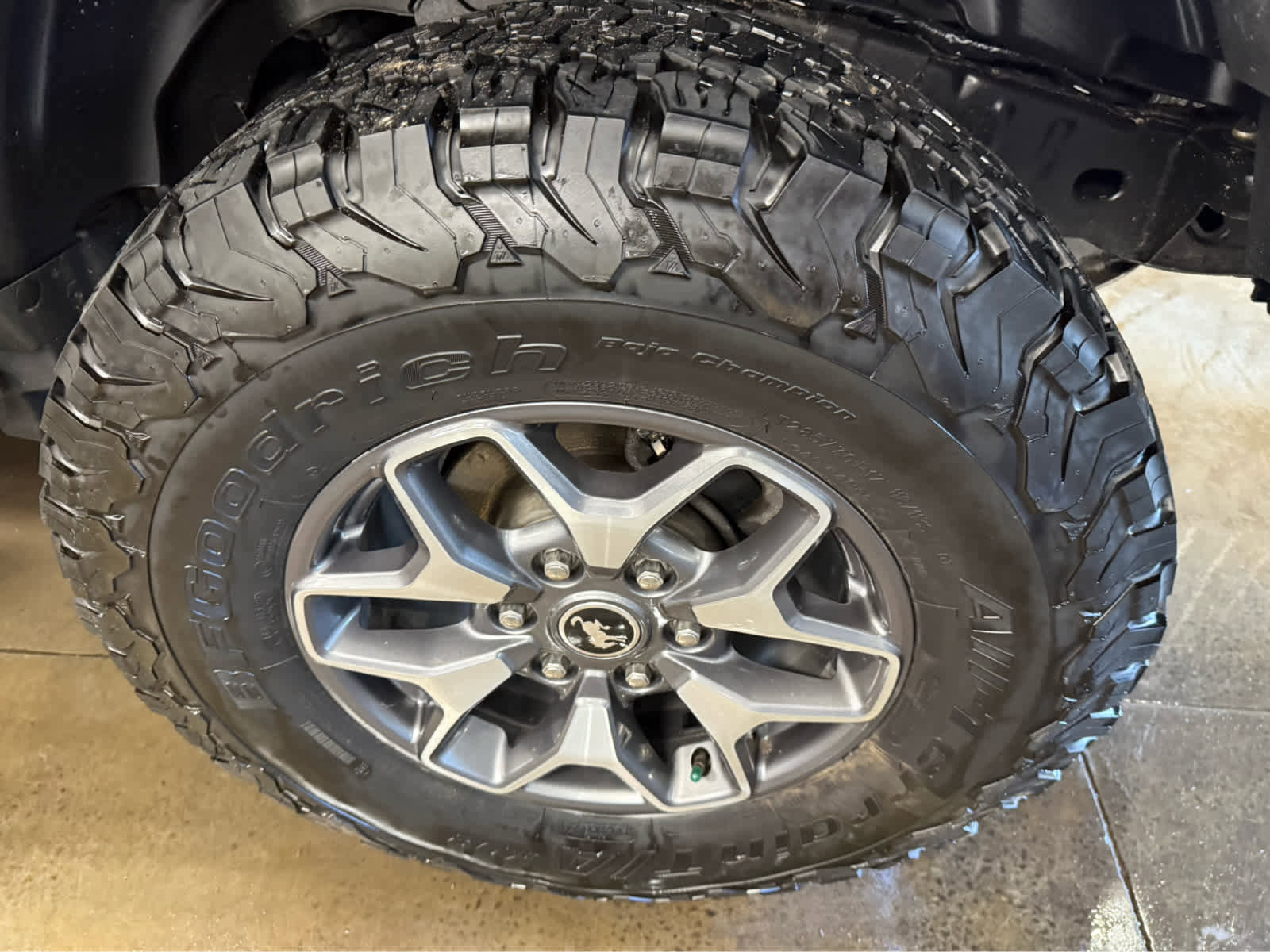 Used 2023 Ford Bronco Badlands AWD/4WD image 12
