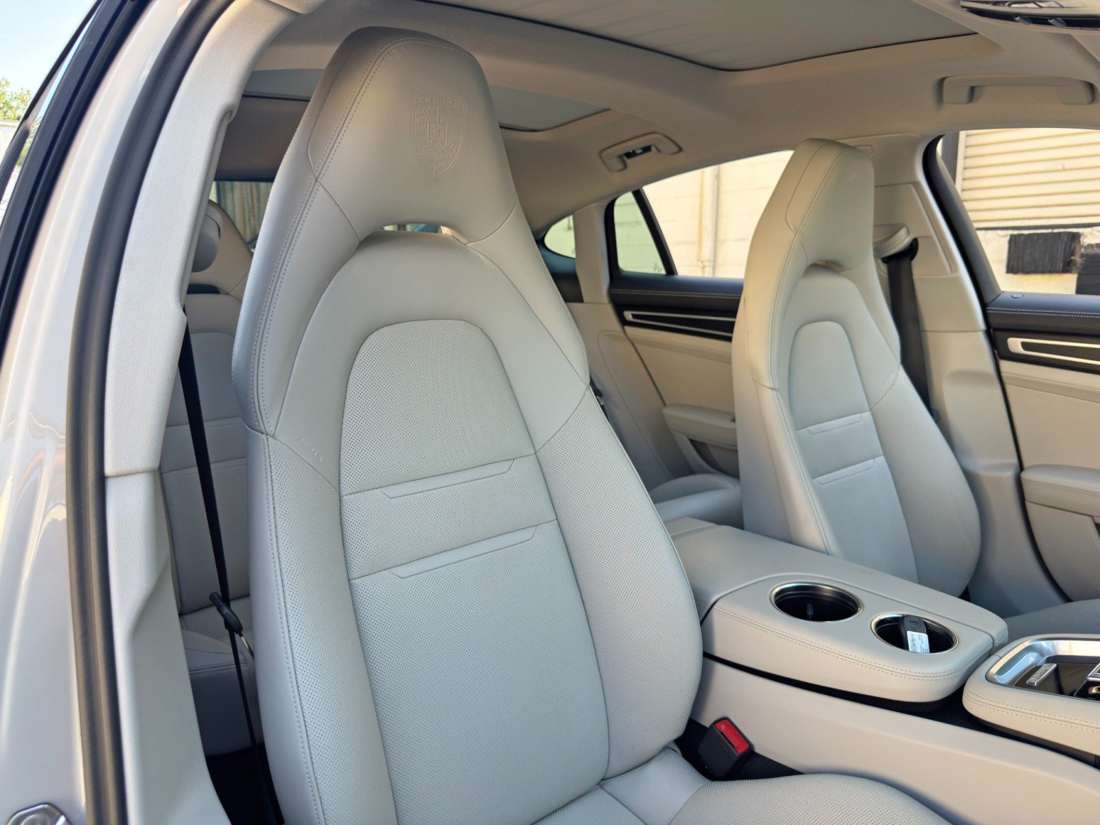 Used 2023 Porsche Panamera Platinum Edition RWD image 41
