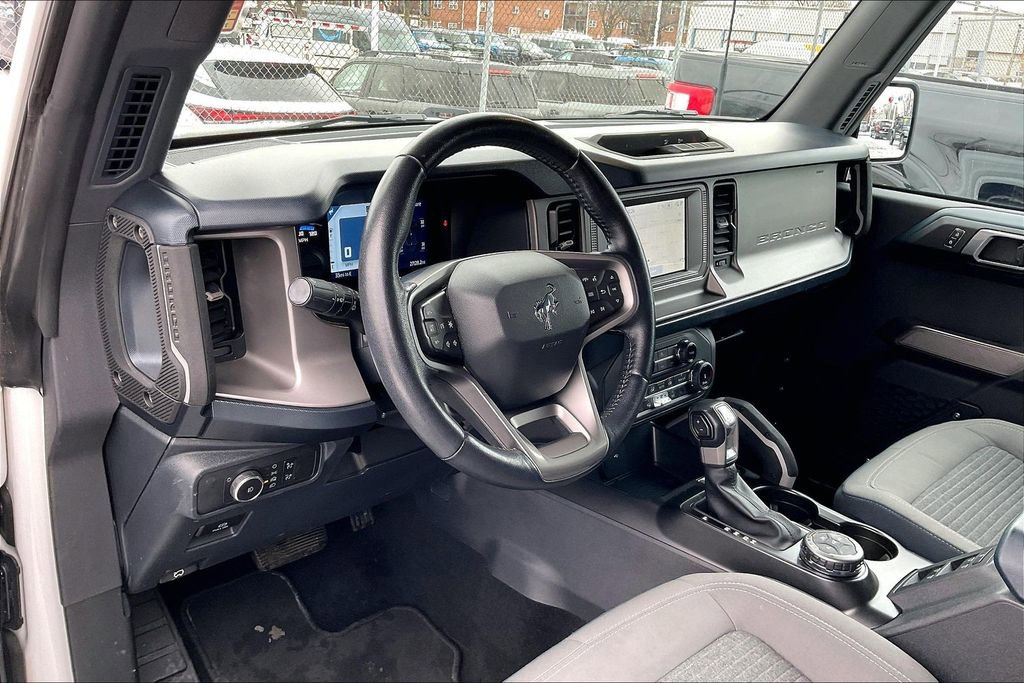 Used 2022 Ford Bronco Outer Banks image 13
