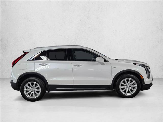 Used 2022 Cadillac XT4 Luxury image 4