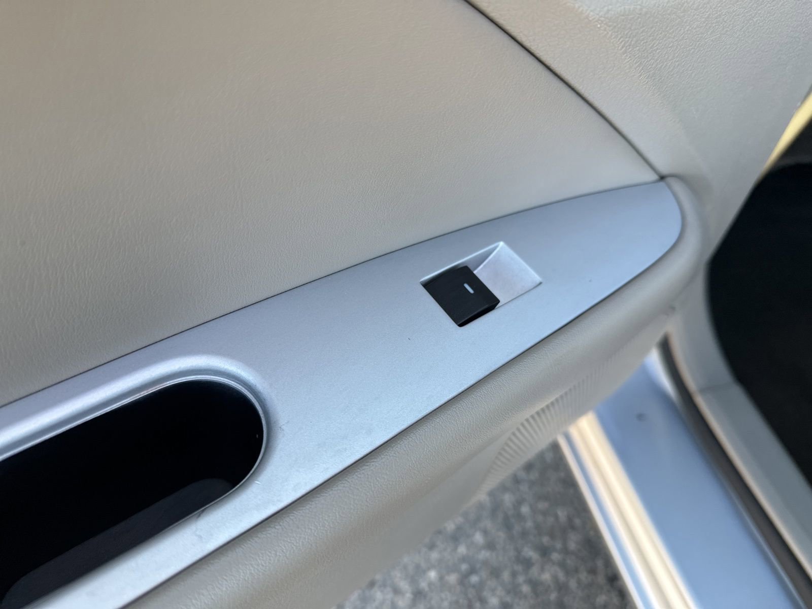 Used 2010 Mercury Milan Hybrid image 21