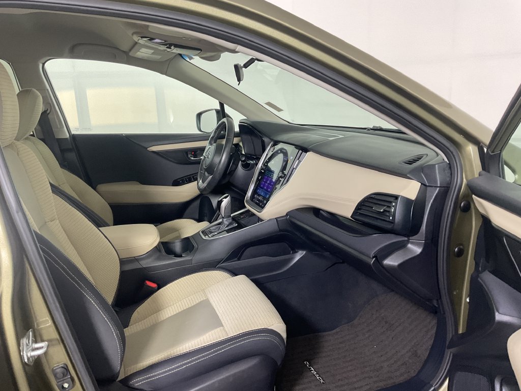 Used 2022 Subaru Outback Premium AWD/4WD image 24
