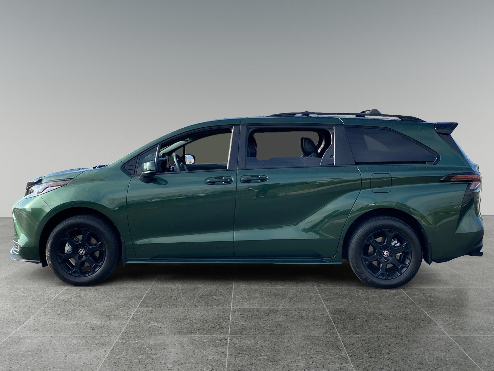 Used 2025 Toyota Sienna XLE Woodland Edition AWD/4WD image 2