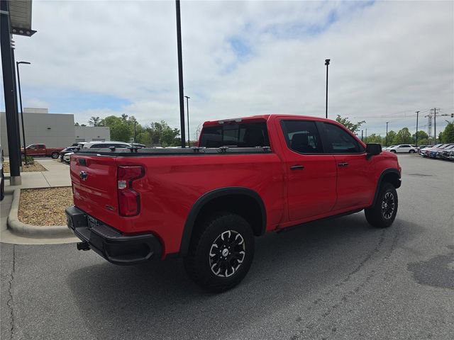 Used 2024 Chevrolet Silverado 1500 ZR2 w/ Technology Package AWD/4WD image 3