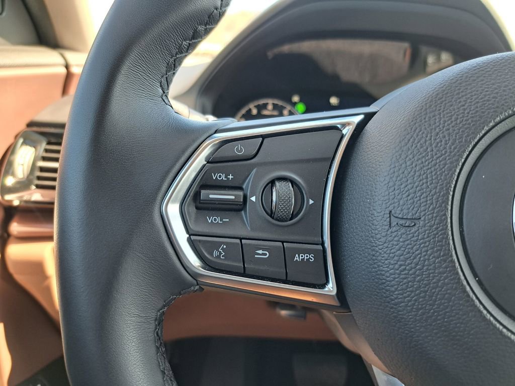 Certified 2025 Acura RDX w/ Technology Package image 13