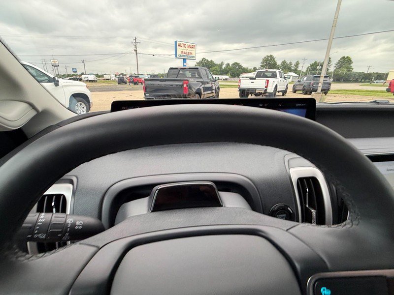 Used 2025 Ford Expedition Active AWD/4WD image 36