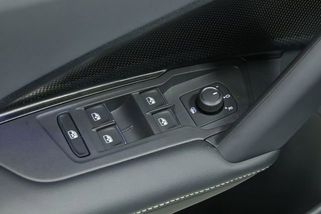 New 2026 Volkswagen Tiguan SE R-Line image 32