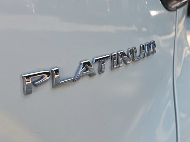 Used 2020 Nissan Murano Platinum w/ Cargo Package FWD image 10