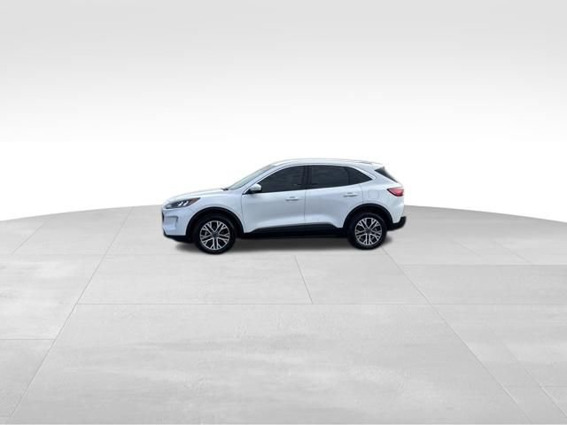 Certified 2022 Ford Escape SEL AWD/4WD image 2