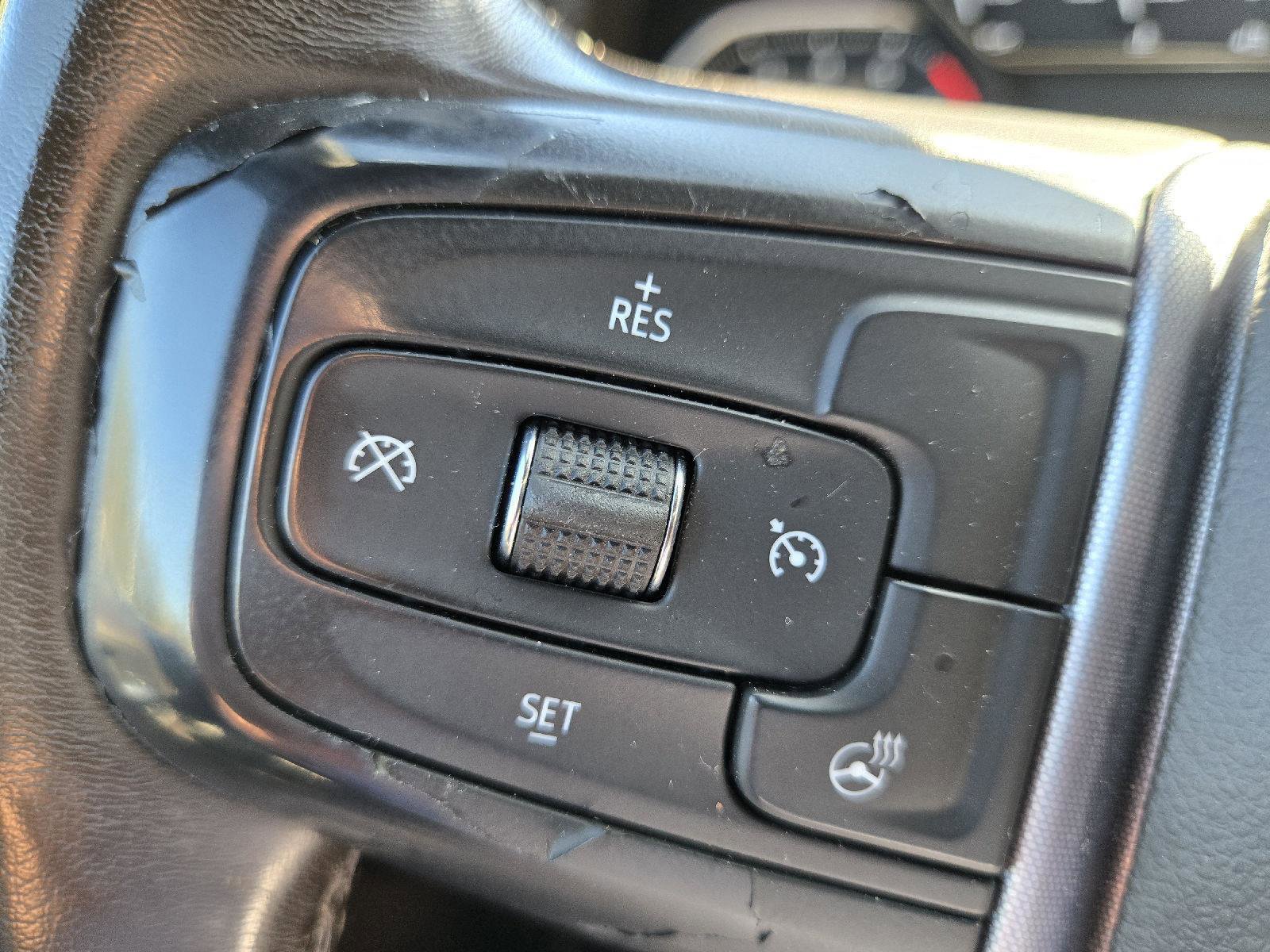 Used 2022 GMC Sierra 2500 SLT w/ SLT Convenience Package image 37