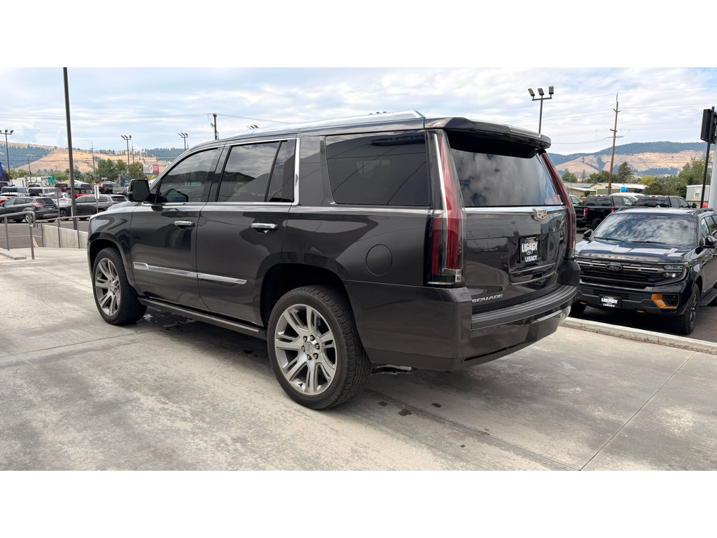 Used 2016 Cadillac Escalade Premium AWD/4WD image 5