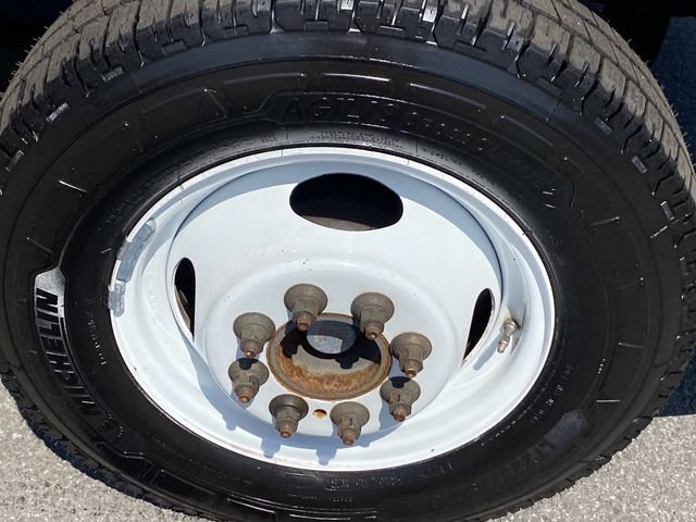 Used 2024 Ford E-450 and Econoline 450 Super Duty w/ Power Windows & Locks Group RWD image 26