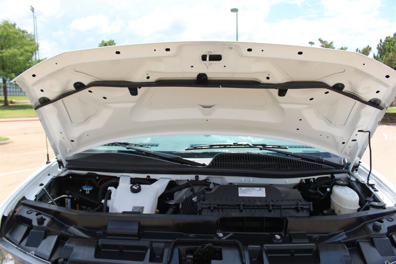 Used 2025 Chevrolet Express 3500 LS RWD image 29