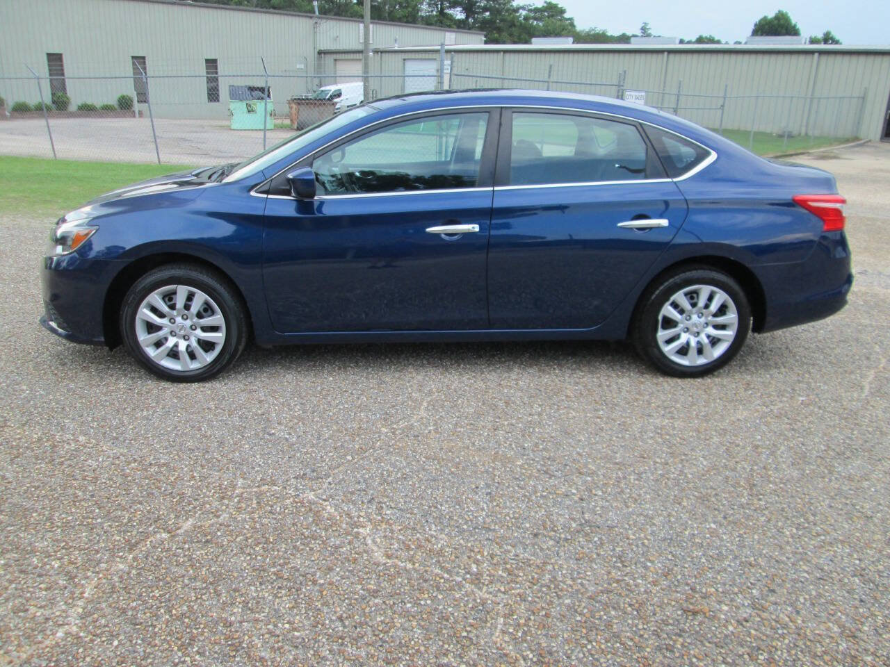 Used 2019 Nissan Sentra S FWD image 8