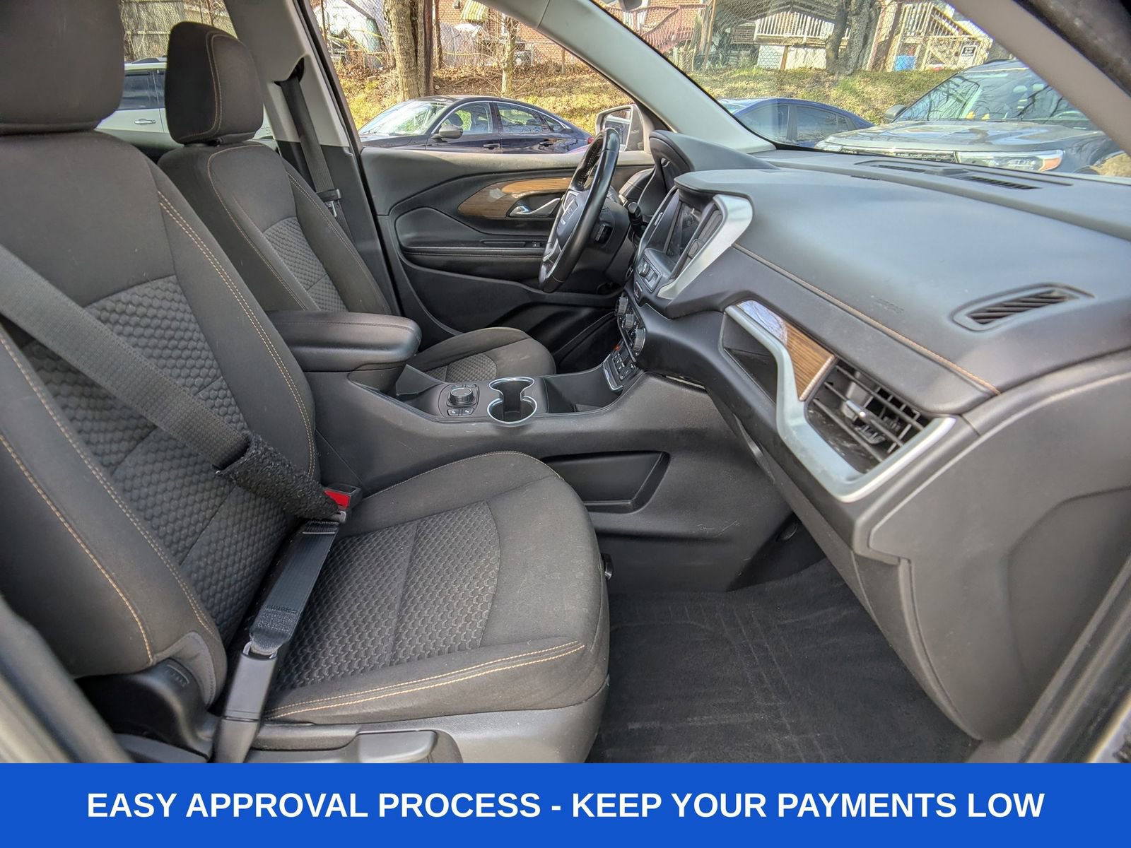 Used 2019 GMC Terrain SLE w/ Driver Convenience Package AWD/4WD image 16